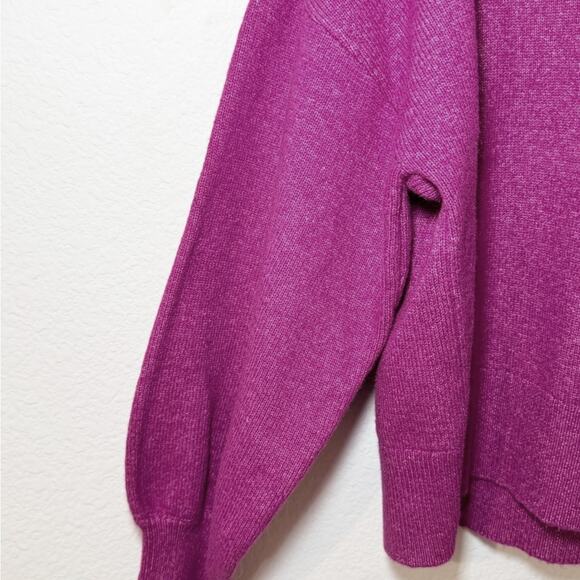 GAP Fuzzy Oversized Crewneck Sweater - Picture 2 of 5